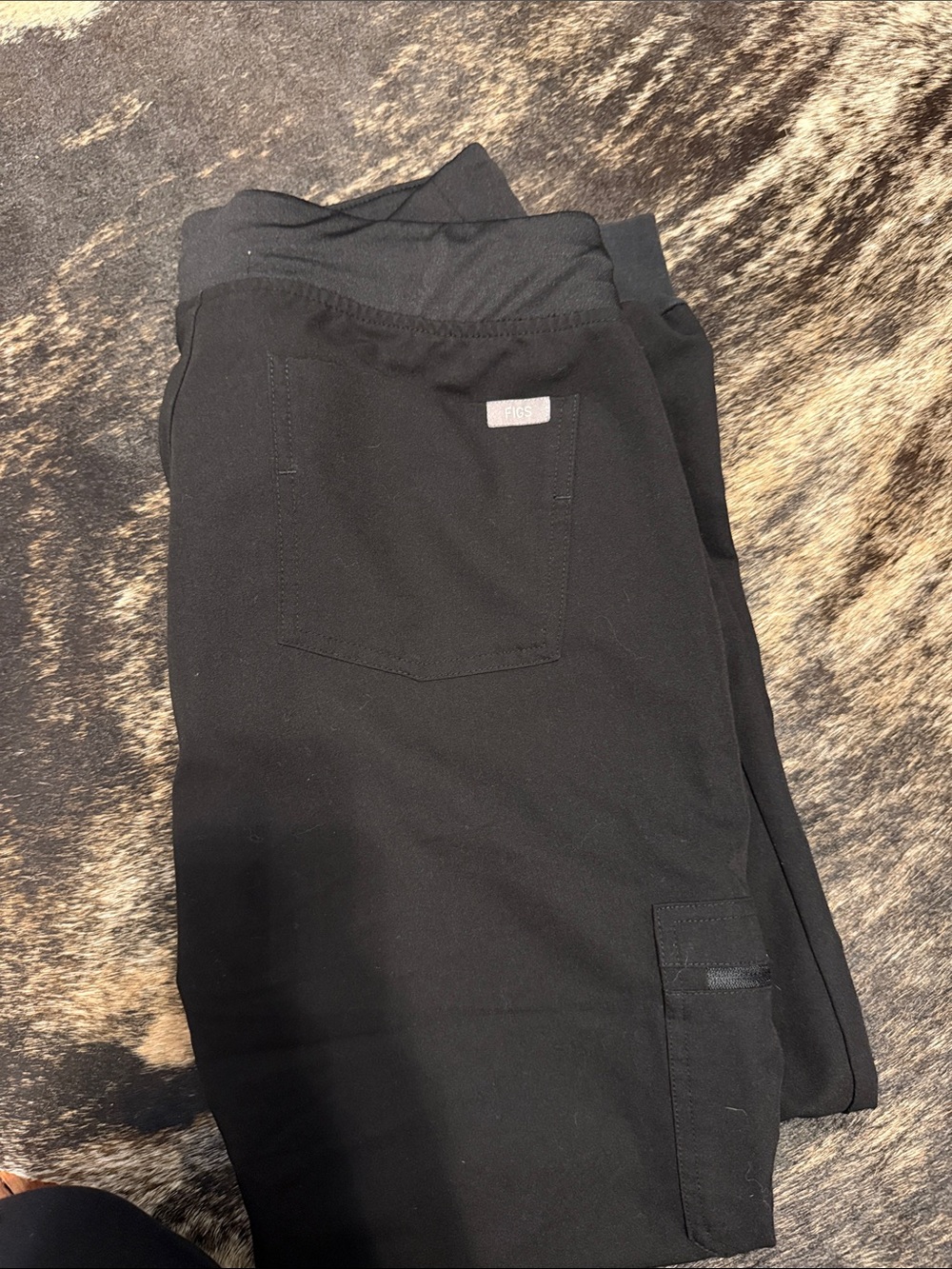 Women’s fig scrub pants - Picture 2 of 3